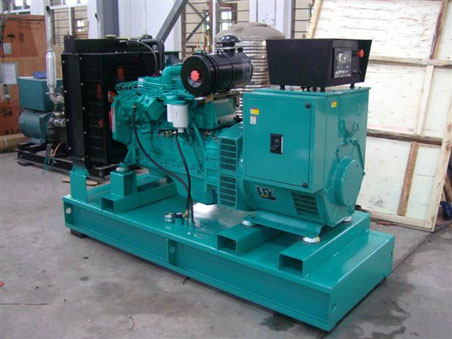 沭阳200kw康明斯柴油发电机组图片 沭阳200kw康明斯柴油发电机组图片